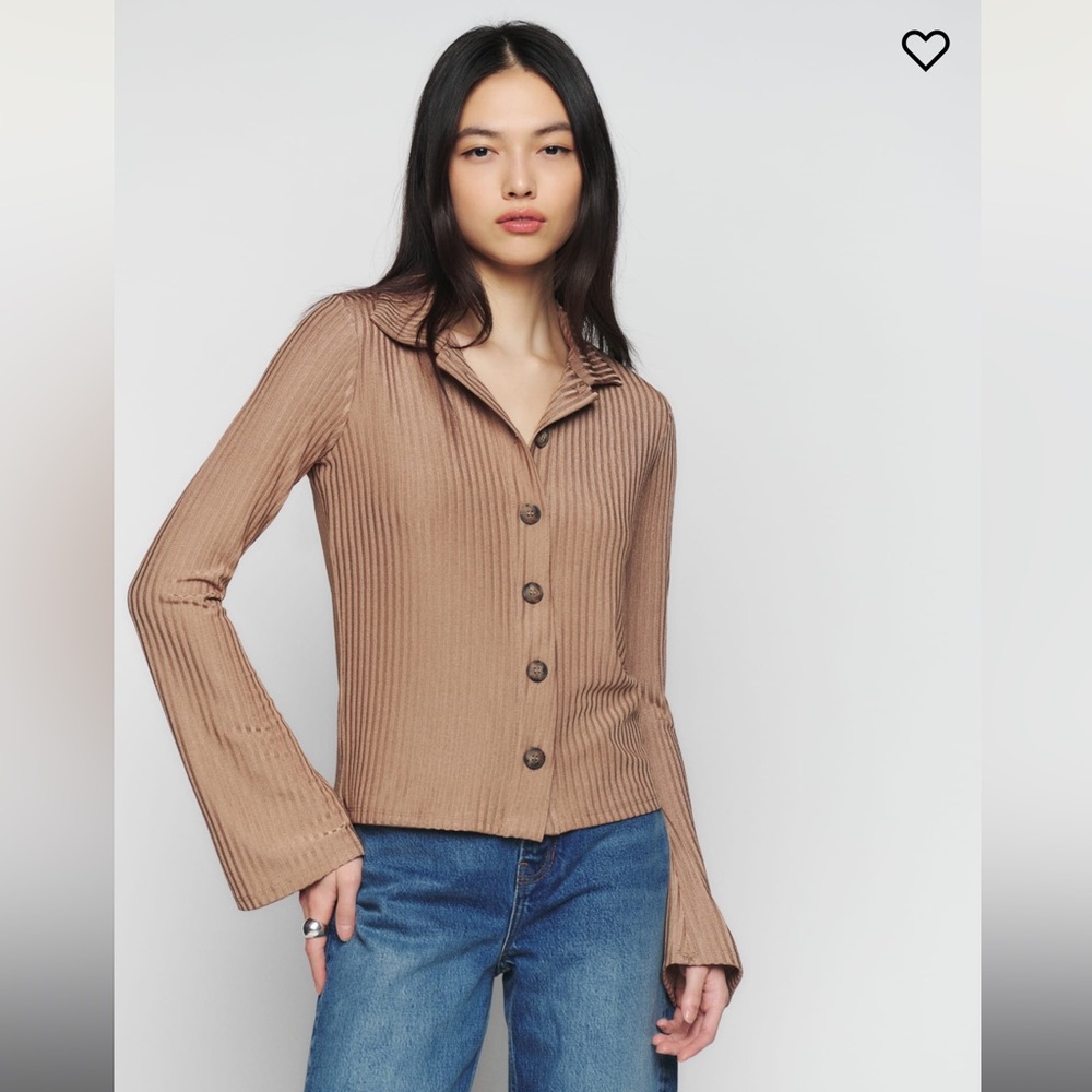 Womens top color is IVORY